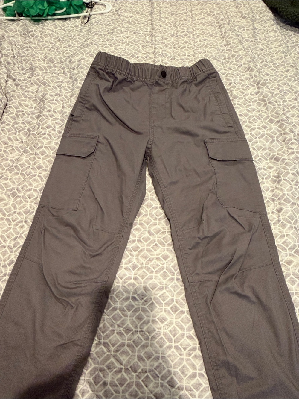 H&M Men's Cargo Pants in Dark Gray - Elastic Waist Utility Trousers